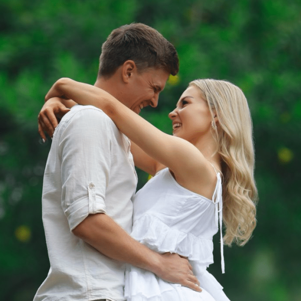 Kuva 7b Henkilökohtaisesti minulle on teille suuria uutisia. Olen mennut kihloihin Vilman kanssa